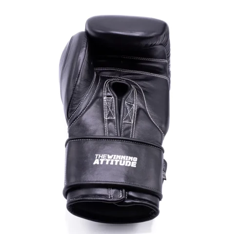 RAIDER PRO BOXING GLOVES | Black & White
