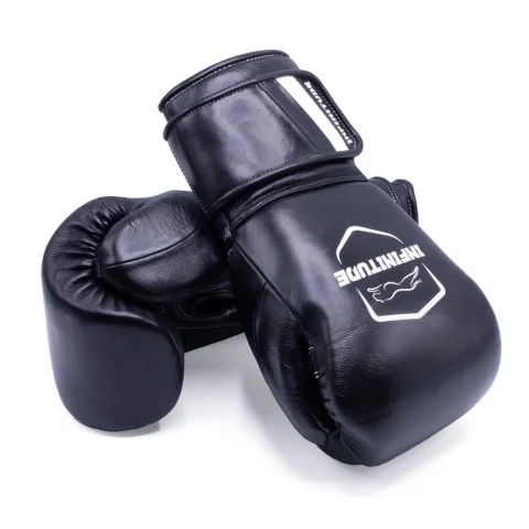 RAIDER PRO BOXING GLOVES | Black & White