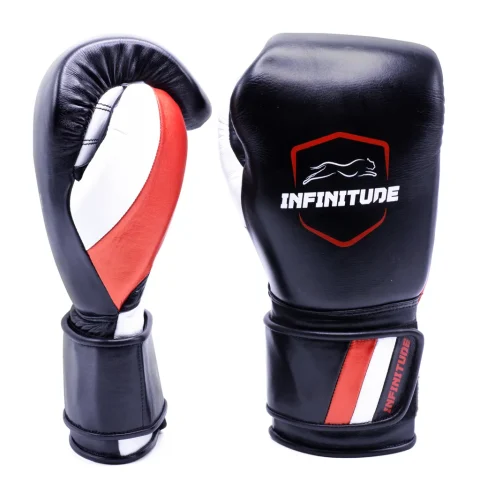 RAIDER PRO BOXING GLOVES | Black & Red